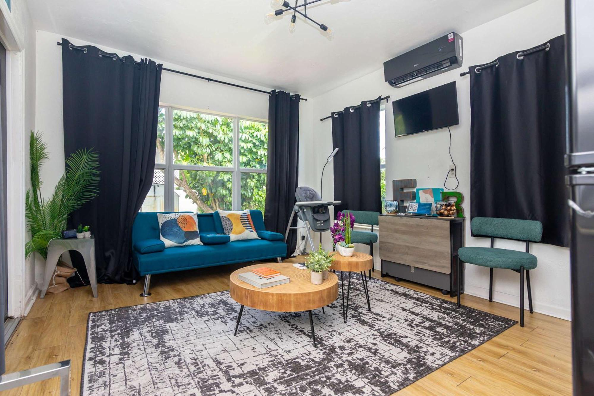 Serene Cottage Retreat, Ideal For Couples & Solo Miami Kültér fotó